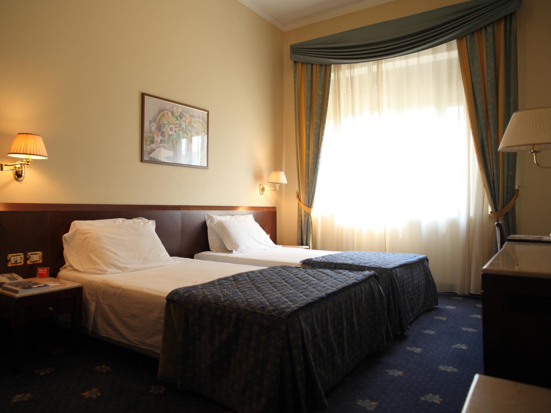 Grand Hotel Форлі Екстер'єр фото